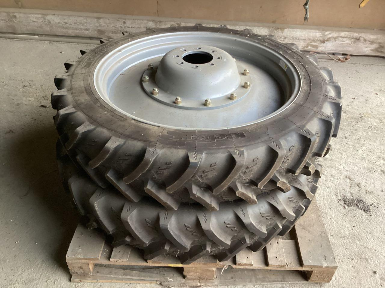 Kleber - Dæk: billede 1 Kleber - Dæk: billede 1