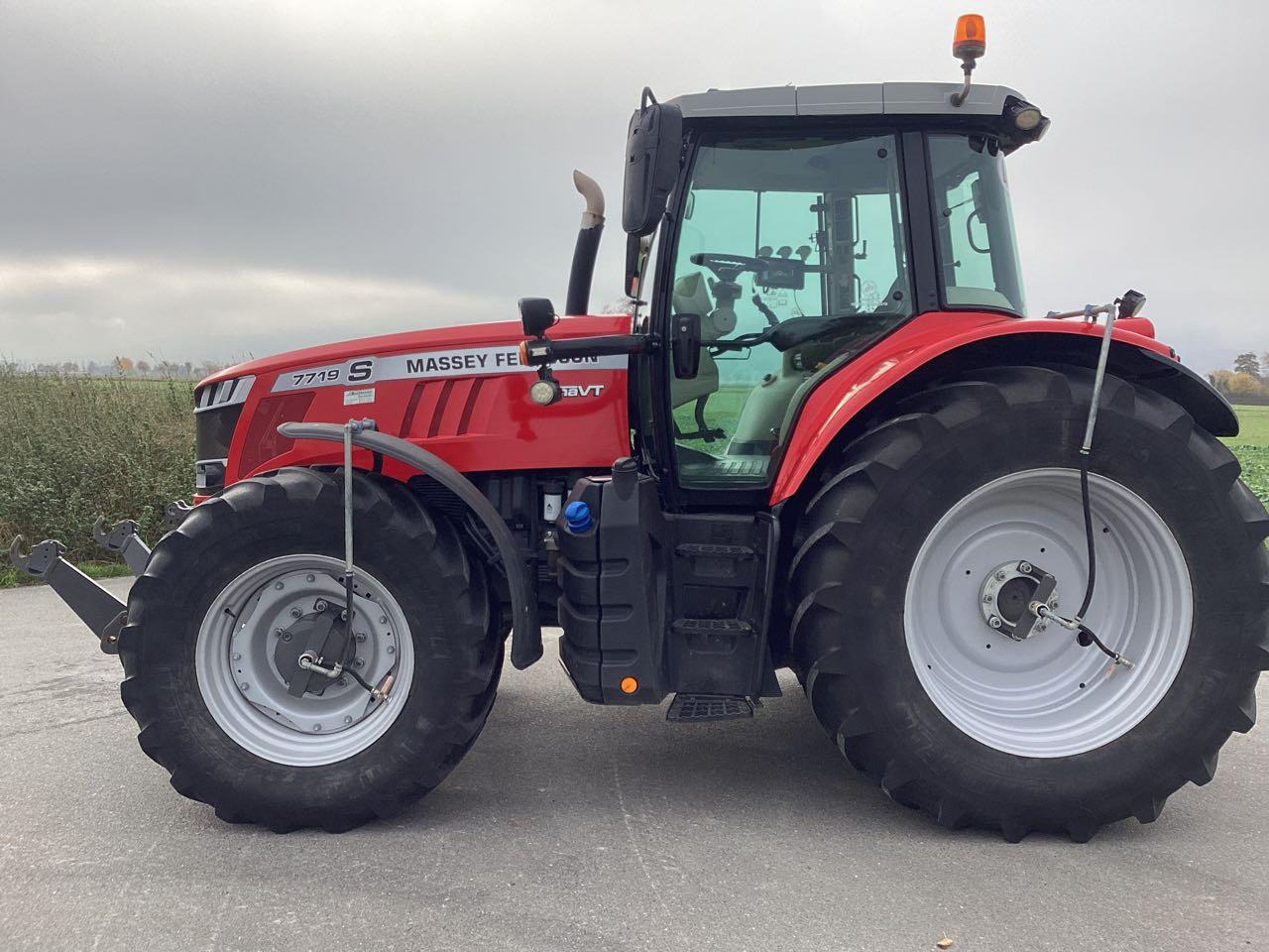 Massey Ferguson 7719 Dyna - VT - Traktor: billede 2 Massey Ferguson 7719 Dyna - VT - Traktor: billede 2