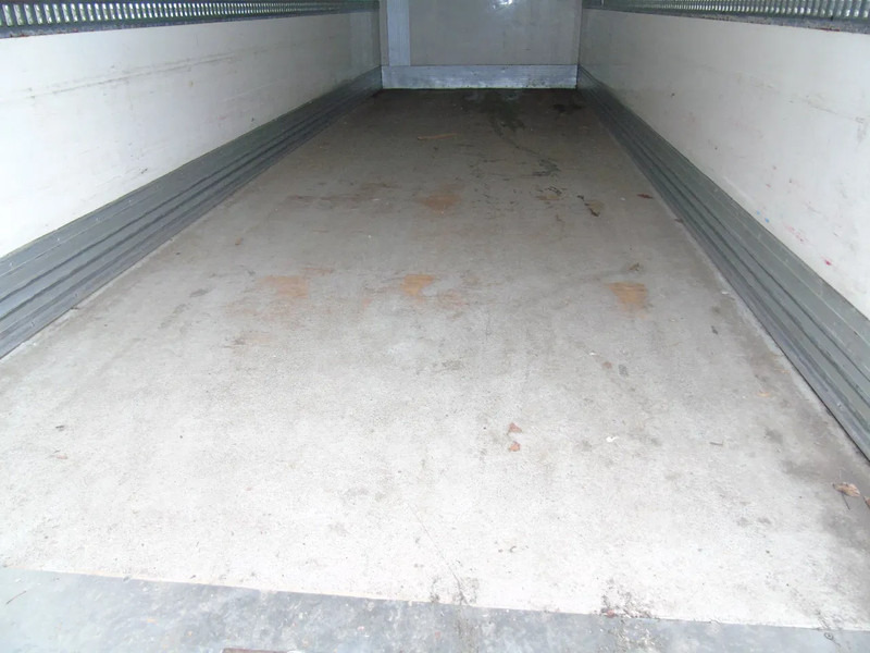 DAF LF 220 + CARRIER SUPRA 850 + 16T + EURO 6 - Kølevogn lastbil: billede 5 DAF LF 220 + CARRIER SUPRA 850 + 16T + EURO 6 - Kølevogn lastbil: billede 5