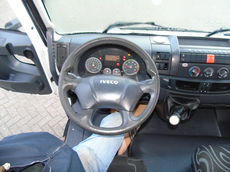 Iveco Eurocargo 80E18 + 3 SEATS - Lastbil varevogn: billede 4 Iveco Eurocargo 80E18 + 3 SEATS - Lastbil varevogn: billede 4