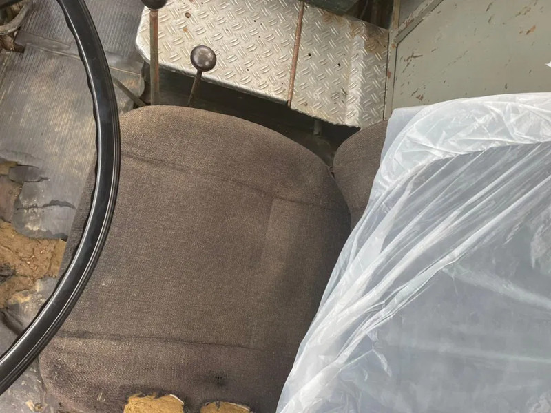 Mercedes-Benz 813 + Manual + Kipper + 4x4 - Tipvogn lastbil: billede 4 Mercedes-Benz 813 + Manual + Kipper + 4x4 - Tipvogn lastbil: billede 4