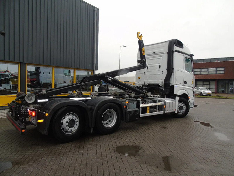 Mercedes-Benz Actros 2548 + 6x2 + RETARDER + 132.000km + 20TON HOOK HYVA - Lastbil kroghejs: billede 3 Mercedes-Benz Actros 2548 + 6x2 + RETARDER + 132.000km + 20TON HOOK HYVA - Lastbil kroghejs: billede 3