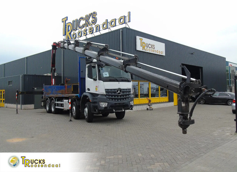 Mercedes-Benz Arocs 3242 + PALFINGER 33002EH 7x EXTENTION + 8X4 + EURO 6 + REMOTE - Lastbil med kran: billede 1 Mercedes-Benz Arocs 3242 + PALFINGER 33002EH 7x EXTENTION + 8X4 + EURO 6 + REMOTE - Lastbil med kran: billede 1