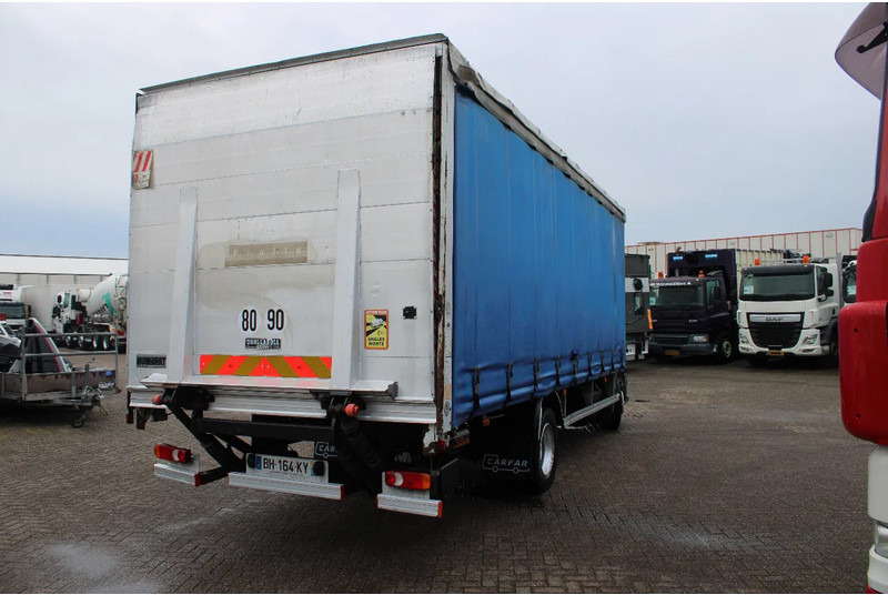 Renault Midlum 220 + MANUAL + LIFT + 12T - Lastbil med presenning: billede 5 Renault Midlum 220 + MANUAL + LIFT + 12T - Lastbil med presenning: billede 5