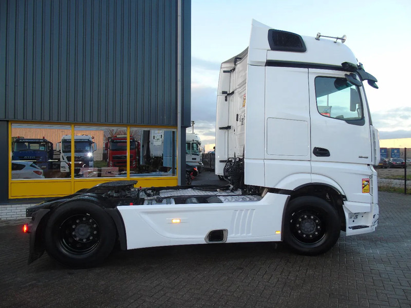 Mercedes-Benz Actros 1848 + RETARDER + PTO + FULL SPOILER + EURO 6 - Trækker: billede 3 Mercedes-Benz Actros 1848 + RETARDER + PTO + FULL SPOILER + EURO 6 - Trækker: billede 3