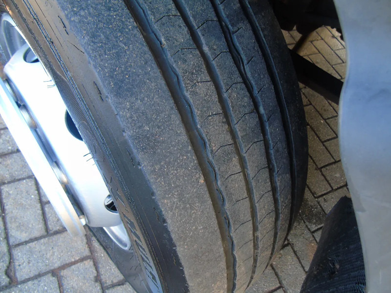 Kølevogn lastbil Volvo FL 14.210 + ATP/FRC + CARRIER + LIFT: billede 11 Kølevogn lastbil Volvo FL 14.210 + ATP/FRC + CARRIER + LIFT: billede 11