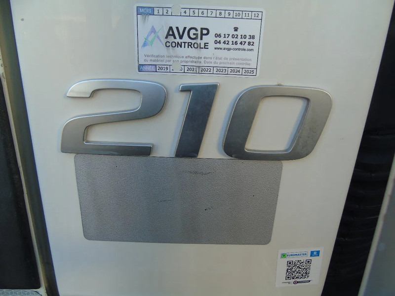 Kølevogn lastbil Volvo FL 14.210 + ATP/FRC + CARRIER + LIFT: billede 8 Kølevogn lastbil Volvo FL 14.210 + ATP/FRC + CARRIER + LIFT: billede 8