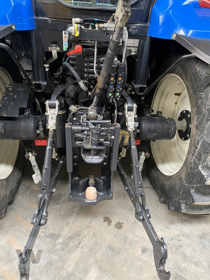 New Holland T6020 Elite - Traktor: billede 4 New Holland T6020 Elite - Traktor: billede 4