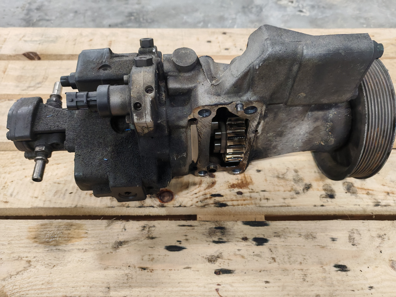 MAN TGS TGX EURO 6 / D2676LF / BOSCH FUEL PUMP / 51111037858 - Brændstofpumpe: billede 4 MAN TGS TGX EURO 6 / D2676LF / BOSCH FUEL PUMP / 51111037858 - Brændstofpumpe: billede 4