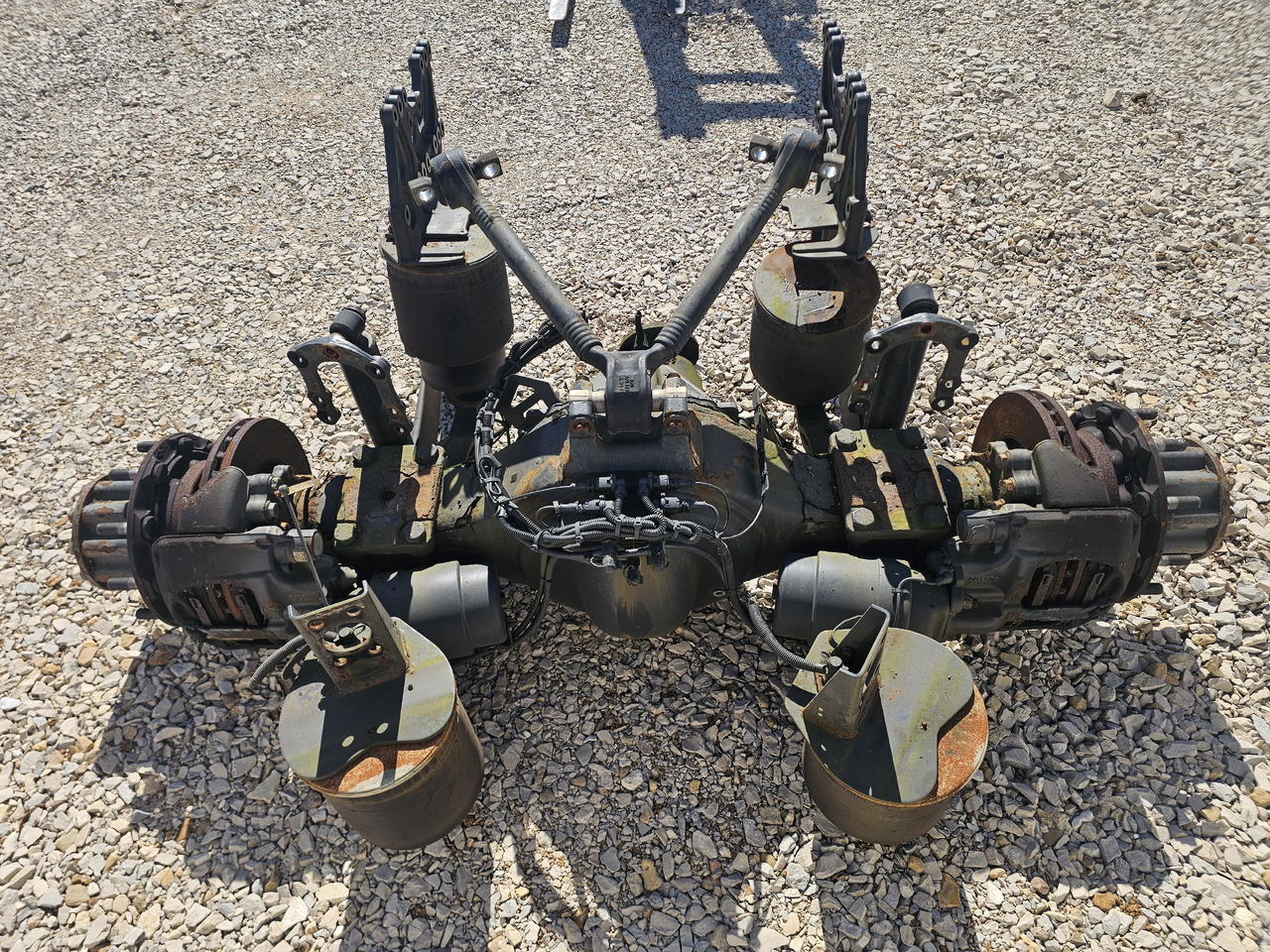 MERCEDES-BENZ ACTROS MP4 / COMPLETE REAR AXLE / R440 /RATIO: 2.733 - Bagaksel: billede 5 MERCEDES-BENZ ACTROS MP4 / COMPLETE REAR AXLE / R440 /RATIO: 2.733 - Bagaksel: billede 5