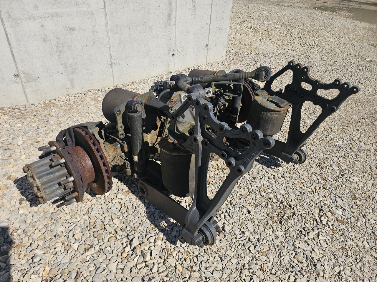 MERCEDES-BENZ ACTROS MP4 / COMPLETE REAR AXLE / R440 /RATIO: 2.733 - Bagaksel: billede 4 MERCEDES-BENZ ACTROS MP4 / COMPLETE REAR AXLE / R440 /RATIO: 2.733 - Bagaksel: billede 4