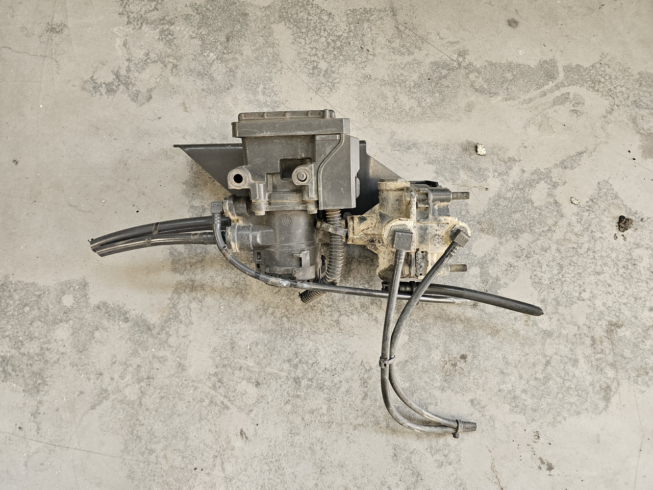 MERCEDES-BENZ ACTROS MP4 / FRONT EBS VALVE / K015420 / A0004295724 - Bremseventil: billede 1 MERCEDES-BENZ ACTROS MP4 / FRONT EBS VALVE / K015420 / A0004295724 - Bremseventil: billede 1