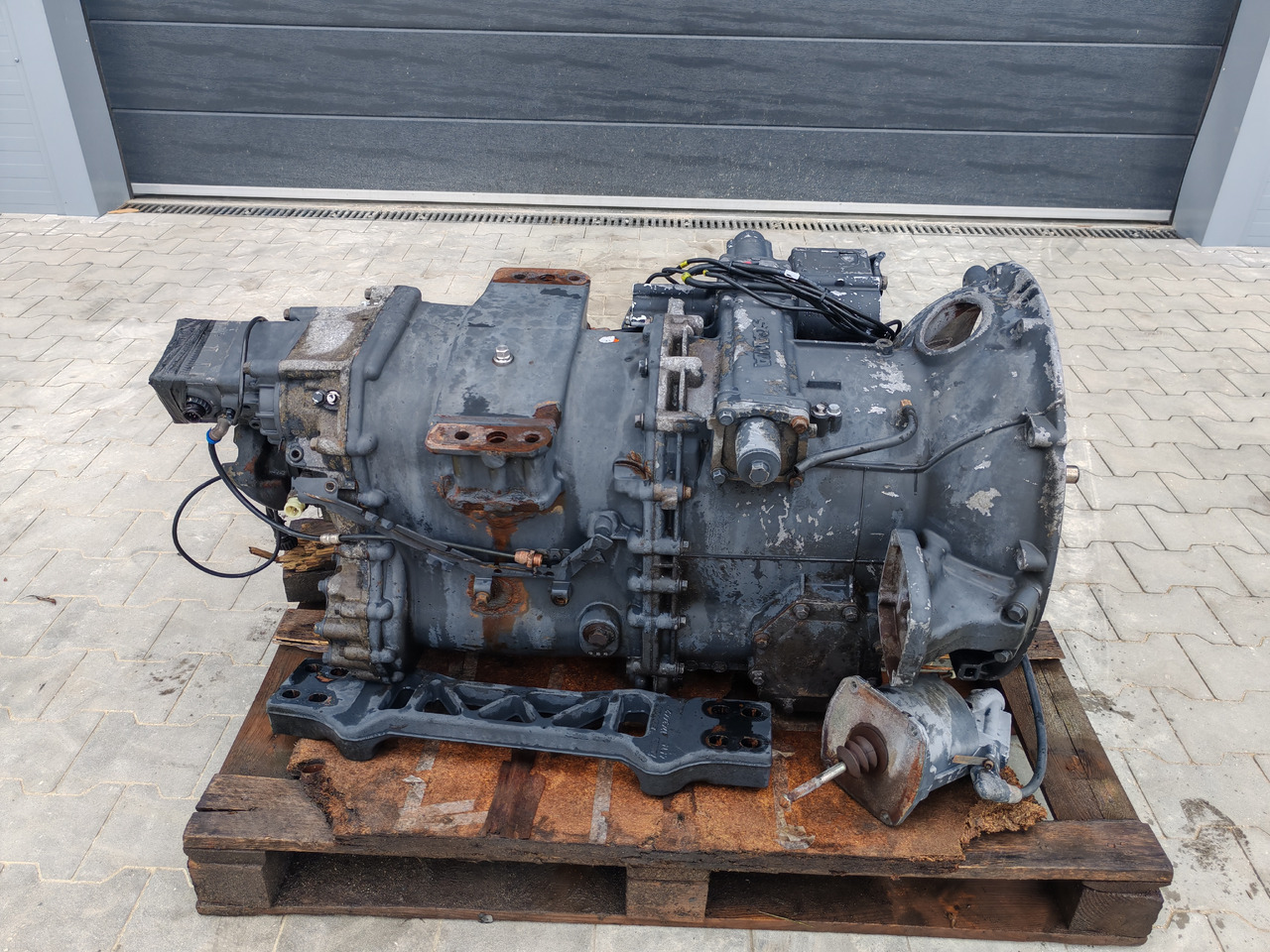 SCANIA GEARBOX / GRSO905 / COMPLETE / WORLDWIDE DELIVERY - Gearkasse: billede 1 SCANIA GEARBOX / GRSO905 / COMPLETE / WORLDWIDE DELIVERY - Gearkasse: billede 1