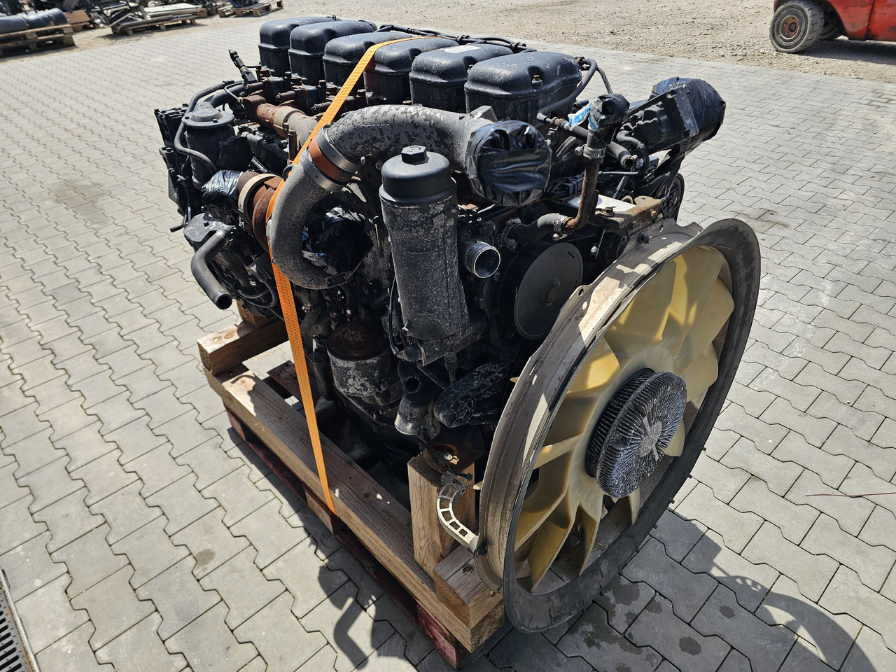 SCANIA R450 / DC13 147 / EURO 6 / COMPLETE ENGINE - Motor: billede 4 SCANIA R450 / DC13 147 / EURO 6 / COMPLETE ENGINE - Motor: billede 4