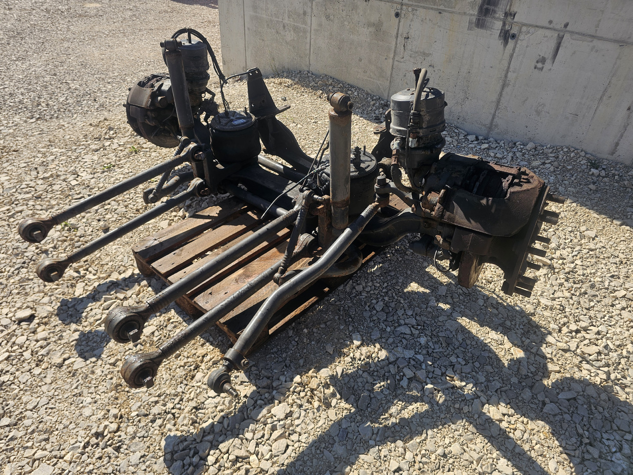 VOLVO FH FM / FRONT AIR SUNSPENSION - Foraksel: billede 4 VOLVO FH FM / FRONT AIR SUNSPENSION - Foraksel: billede 4