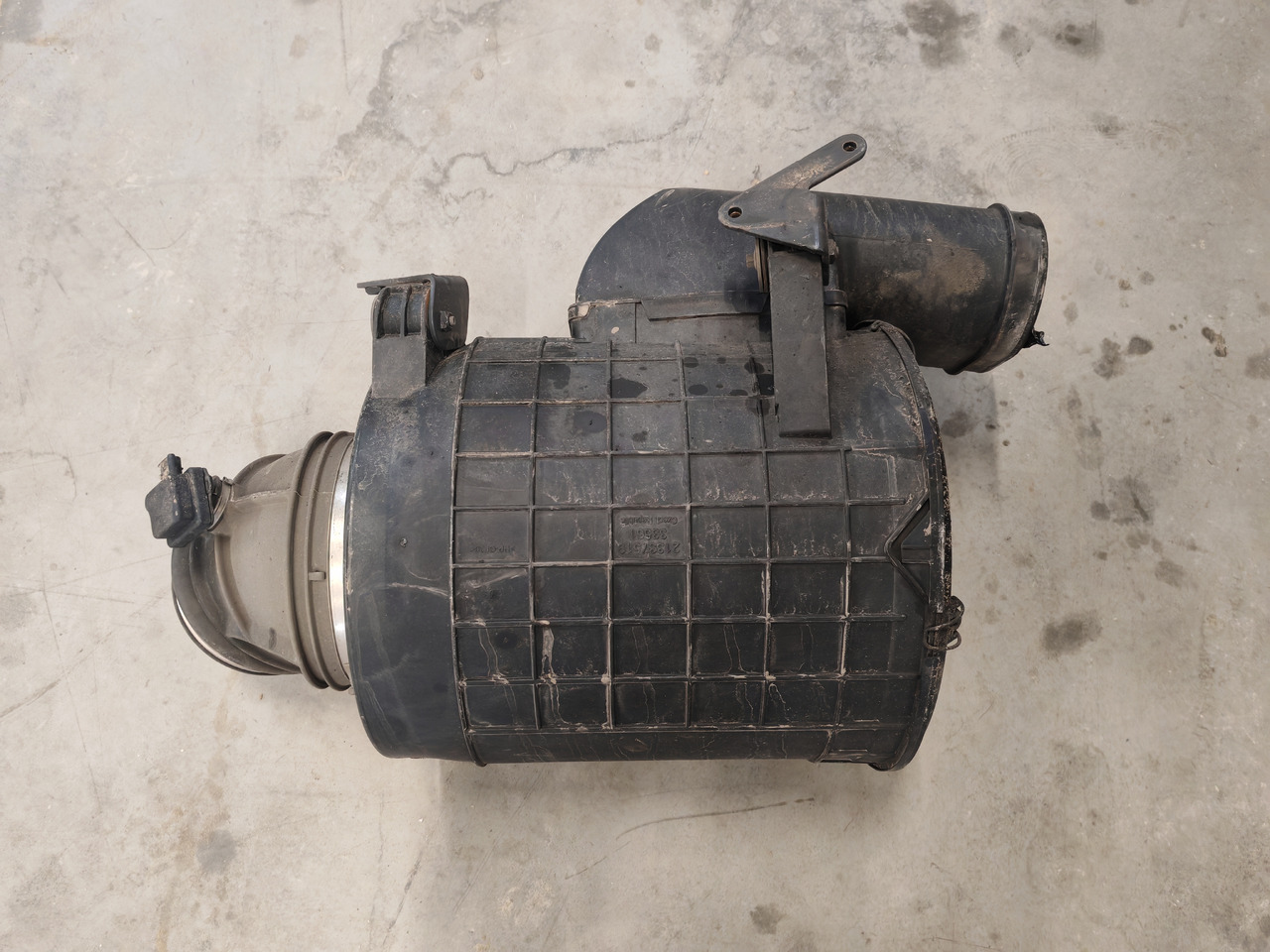 VOLVO FH5 FM5 EURO 6 / COMPLETE AIR FILTER / 22990421 - Luftfilter: billede 3 VOLVO FH5 FM5 EURO 6 / COMPLETE AIR FILTER / 22990421 - Luftfilter: billede 3