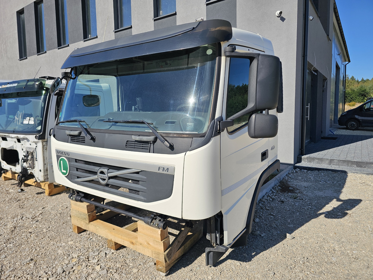VOLVO FM3 DAILY CAB / COMPLETE / WORLDWIDE DELIVERY - Førerhus: billede 2 VOLVO FM3 DAILY CAB / COMPLETE / WORLDWIDE DELIVERY - Førerhus: billede 2