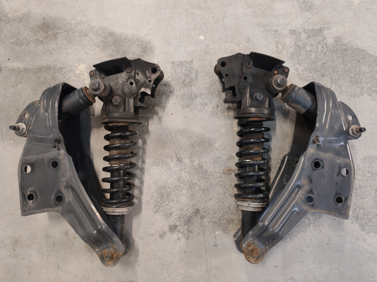 VOLVO FM5 / REAR CAB SUNSPENSION / 21171968 21172132 - Førerhusaffjedring: billede 2 VOLVO FM5 / REAR CAB SUNSPENSION / 21171968 21172132 - Førerhusaffjedring: billede 2