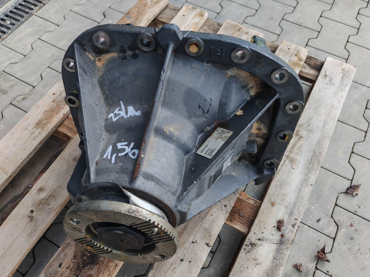 VOLVO RTH2610B / DS70H / RATIO: 1.56 16x25 / DIFFERENTIAL / NEW - Bagaksel: billede 2 VOLVO RTH2610B / DS70H / RATIO: 1.56 16x25 / DIFFERENTIAL / NEW - Bagaksel: billede 2