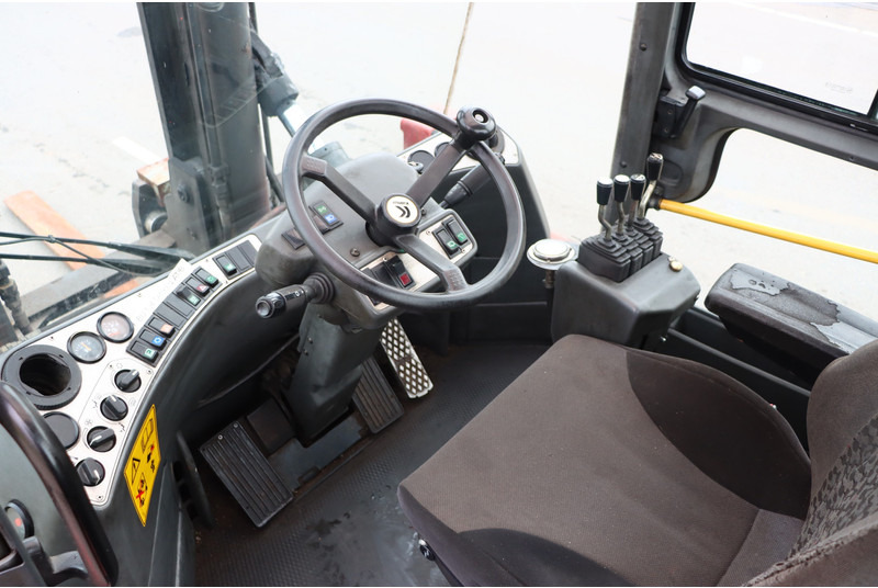 Kalmar DCE120-6 - Diesel gaffeltruck: billede 2 Kalmar DCE120-6 - Diesel gaffeltruck: billede 2