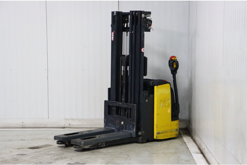 Komatsu CNI 14 - Stabler: billede 4 Komatsu CNI 14 - Stabler: billede 4