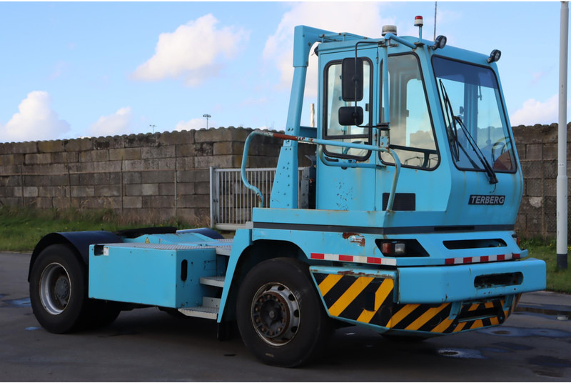 Terberg YT222 - Terminaltraktor: billede 1 Terberg YT222 - Terminaltraktor: billede 1