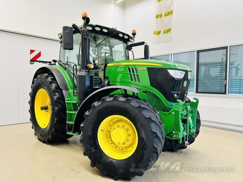 John Deere 6215R - Traktor: billede 2 John Deere 6215R - Traktor: billede 2