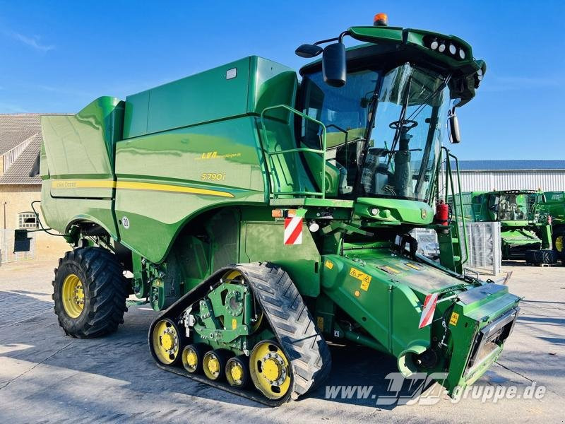 John Deere S790 - Mejetærsker: billede 2 John Deere S790 - Mejetærsker: billede 2