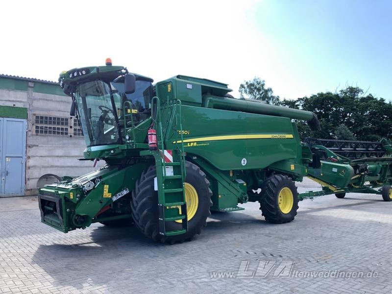 John Deere T550 - Mejetærsker: billede 1 John Deere T550 - Mejetærsker: billede 1