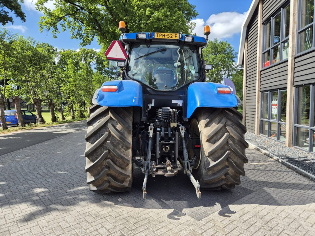 NEW HOLLAND T6080 - Traktor: billede 4 NEW HOLLAND T6080 - Traktor: billede 4