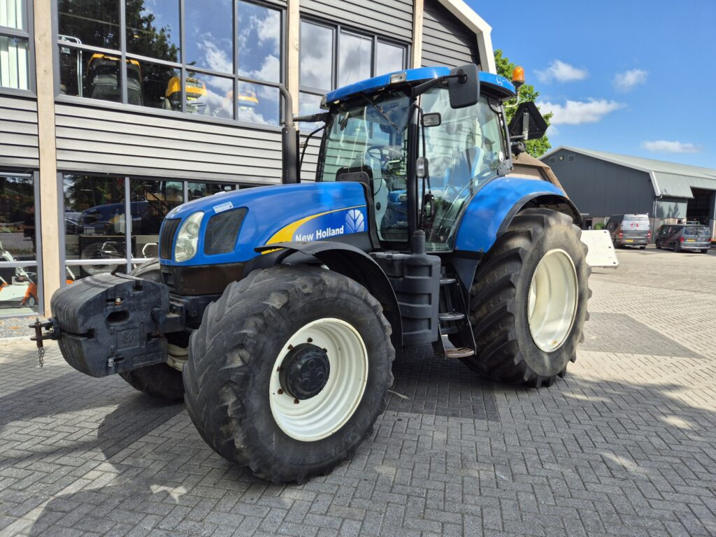 NEW HOLLAND T6080 - Traktor: billede 2 NEW HOLLAND T6080 - Traktor: billede 2