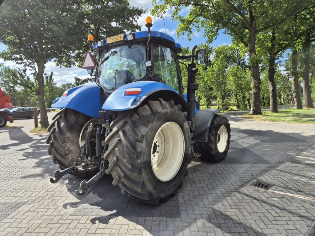 NEW HOLLAND T6080 - Traktor: billede 5 NEW HOLLAND T6080 - Traktor: billede 5