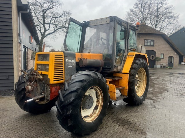 RENAULT 145.14 - Traktor: billede 3 RENAULT 145.14 - Traktor: billede 3