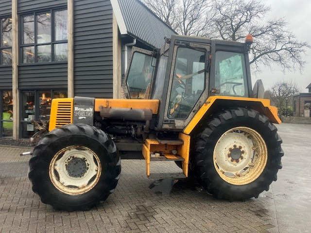 RENAULT 145.14 - Traktor: billede 1 RENAULT 145.14 - Traktor: billede 1
