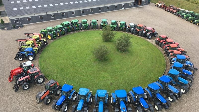 Traktor Claas ARION 550 CEBIS Med frontlæsser og frontlift: billede 18