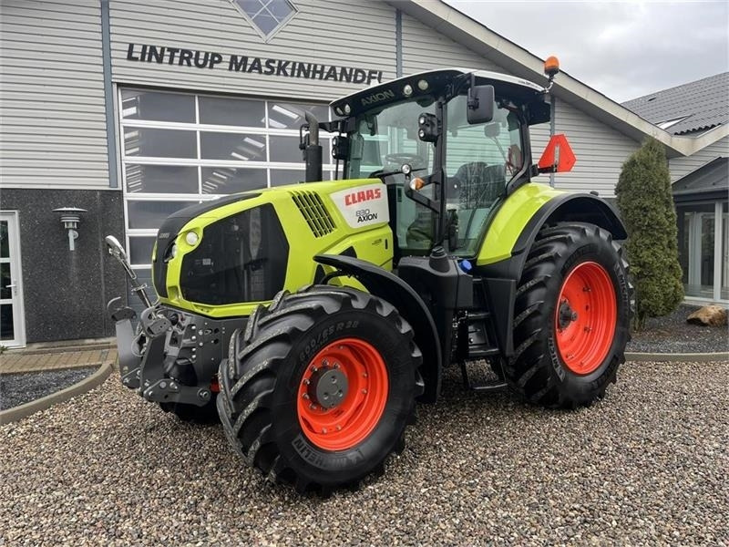 Claas Axion 830 med frontlift og front PTO - Traktor: billede 4 Claas Axion 830 med frontlift og front PTO - Traktor: billede 4