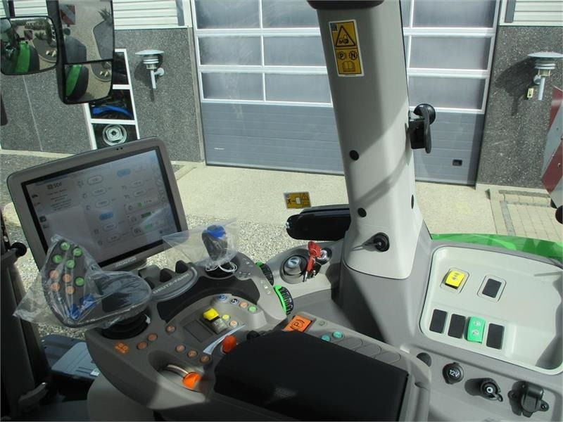 Traktor Deutz-fahr 9340 TTV New and unused tractor: billede 9 Traktor Deutz-fahr 9340 TTV New and unused tractor: billede 9