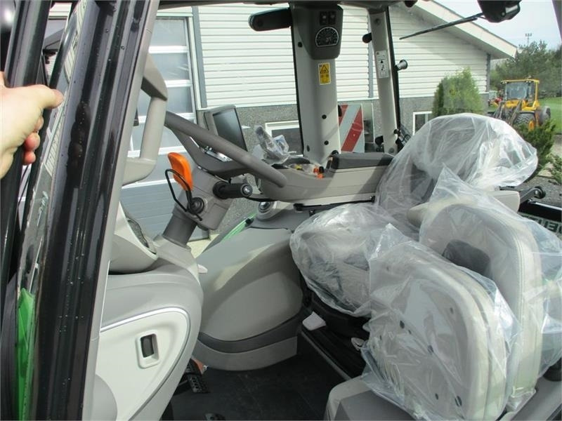 Traktor Deutz-fahr 9340 TTV New and unused tractor: billede 6 Traktor Deutz-fahr 9340 TTV New and unused tractor: billede 6