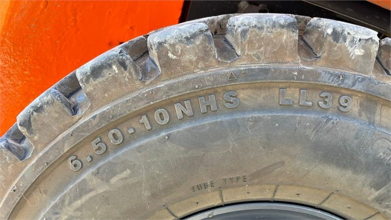 Doosan D30 G med kabine og KUN 57 TIMER FRA NY, MED TIME - Diesel gaffeltruck: billede 3 Doosan D30 G med kabine og KUN 57 TIMER FRA NY, MED TIME - Diesel gaffeltruck: billede 3