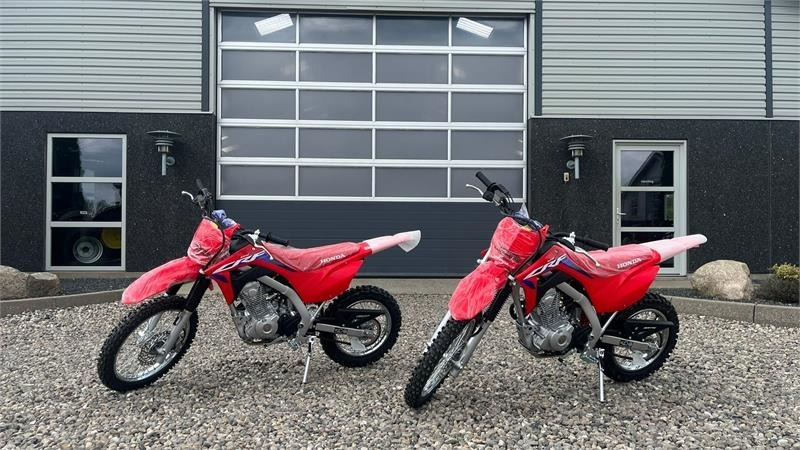 Honda CRF 125 F DEMO. Rigtig crosser med gear og kobling  - ATV/ Quad: billede 1 Honda CRF 125 F DEMO. Rigtig crosser med gear og kobling  - ATV/ Quad: billede 1