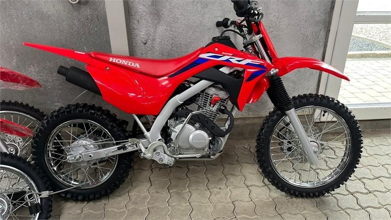Honda CRF 125 F DEMO. Rigtig crosser med gear og kobling  - ATV/ Quad: billede 2 Honda CRF 125 F DEMO. Rigtig crosser med gear og kobling  - ATV/ Quad: billede 2