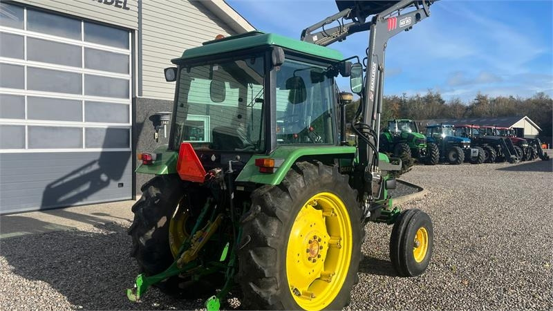 Leje en John Deere 2850 Med frontlæsser  John Deere 2850 Med frontlæsser: billede 14