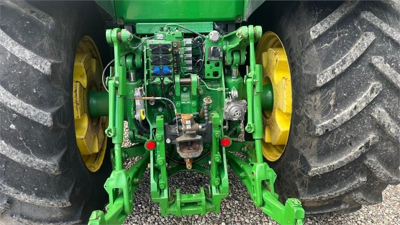 John Deere 8260R  - Traktor: billede 4 John Deere 8260R  - Traktor: billede 4