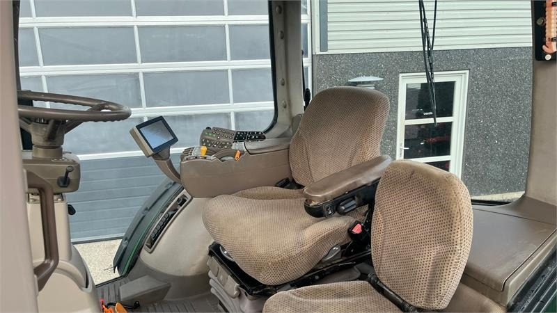 John Deere 8260R  - Traktor: billede 5 John Deere 8260R  - Traktor: billede 5