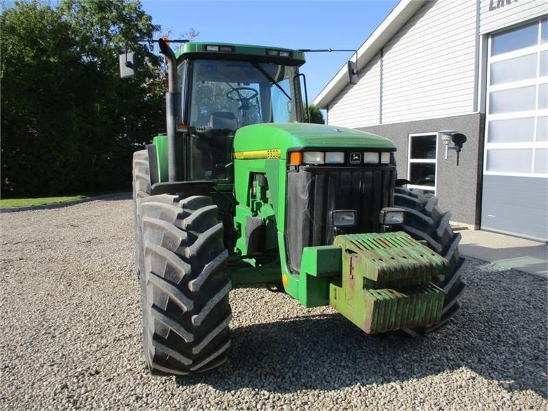 Leje en John Deere 8300 Pæn regulær traktor med rigtig gode dæk på.  John Deere 8300 Pæn regulær traktor med rigtig gode dæk på.: billede 18