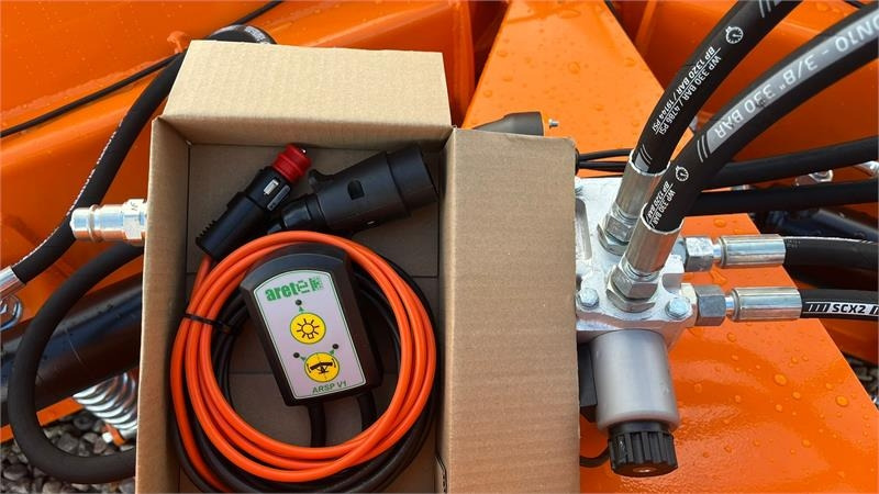 Limas Vario SHL 250 Med lys  - Sneplov for Landbrugsmaskine: billede 2 Limas Vario SHL 250 Med lys  - Sneplov for Landbrugsmaskine: billede 2