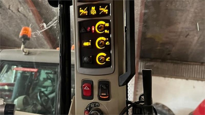 Traktor Massey Ferguson 7726 S DynaVT Med front læsser. Læsser er meget li: billede 9 Traktor Massey Ferguson 7726 S DynaVT Med front læsser. Læsser er meget li: billede 9