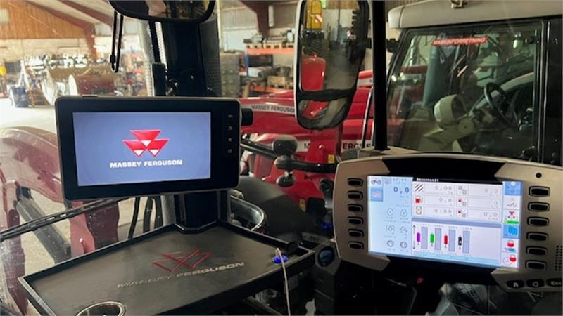 Traktor Massey Ferguson 7726 S DynaVT Med front læsser. Læsser er meget li: billede 7 Traktor Massey Ferguson 7726 S DynaVT Med front læsser. Læsser er meget li: billede 7