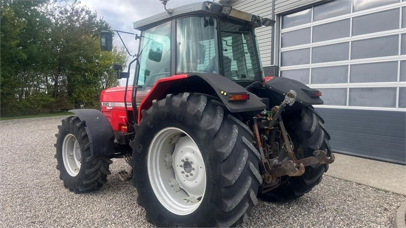 Massey Ferguson 8120 DYNA 4 Med frontlift - Traktor: billede 3 Massey Ferguson 8120 DYNA 4 Med frontlift - Traktor: billede 3