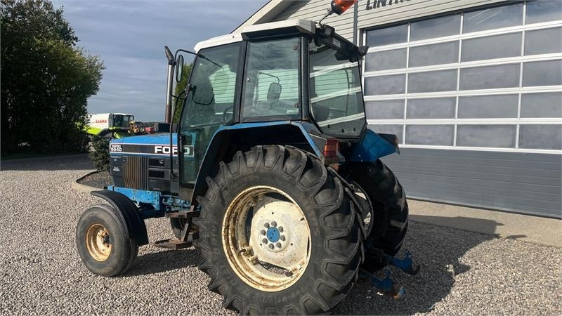 New Holland 5640 SL Dualpower - Traktor: billede 3 New Holland 5640 SL Dualpower - Traktor: billede 3